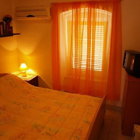 Hotell Damira