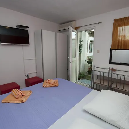 Hotell Damira