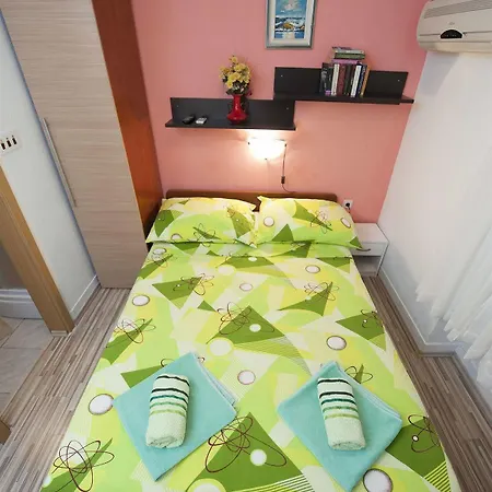Damira Hotell 2*
